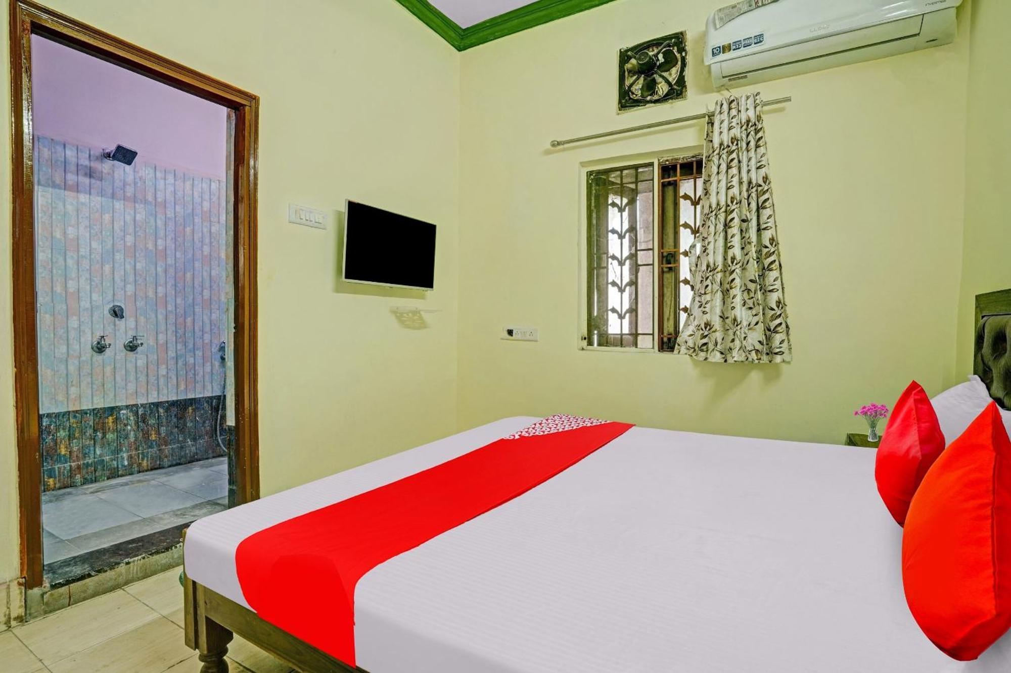 Hotel O B N Palace Rāipur Exteriör bild